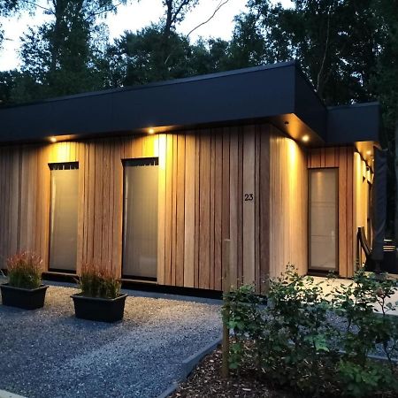 Theressa - Free Wifi En Netflix Zutendaal Exterior photo