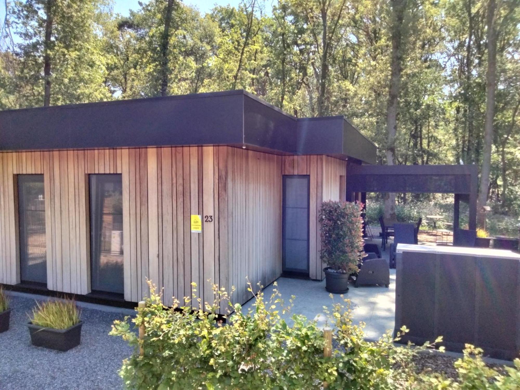 Theressa - Free Wifi En Netflix Zutendaal Exterior photo